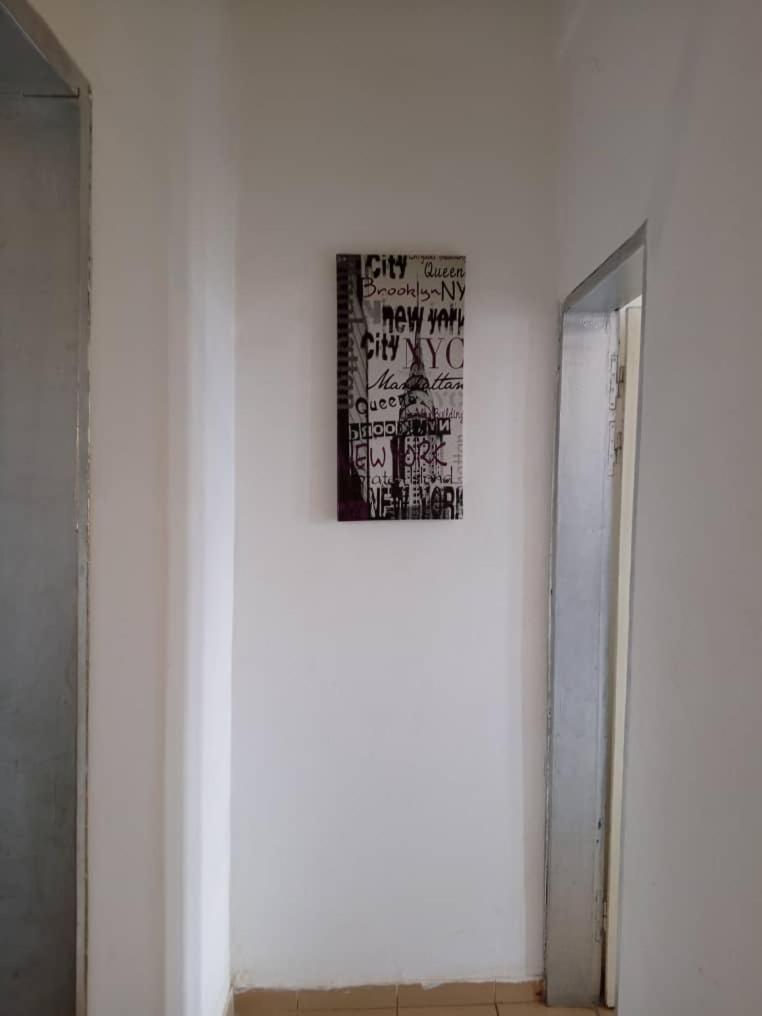 Appart meublé le Dakota Yaoundé Habitación foto
